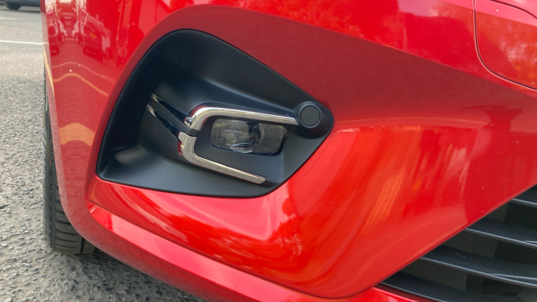 Renault Clio 1.0 TCe 100 Iconic 5dr Petrol Hatchback